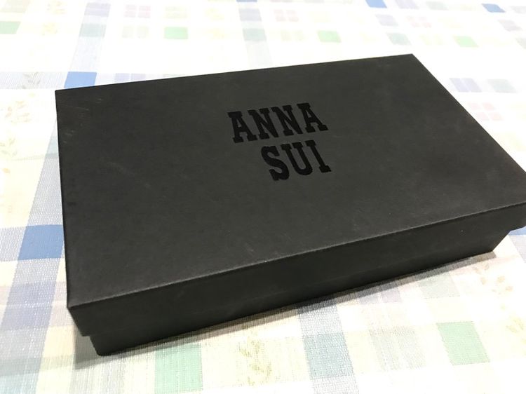 กระเป๋าเงิน ANNA SUI ของแท้ เก่าเก็บ ไม่เคยใช้งาน รูปที่ 4