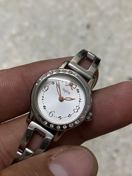 นาฬิกายี่ห้อ INGENU  by  Alba ควอทซ์  ของแท้มือสอง สแตนเลสสายยาว 14.5 เซนติเมตร  750฿ รูปที่ 3