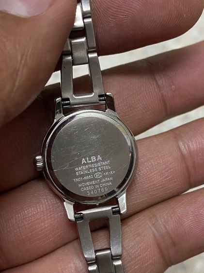 นาฬิกายี่ห้อ INGENU  by  Alba ควอทซ์  ของแท้มือสอง สแตนเลสสายยาว 14.5 เซนติเมตร  750฿ รูปที่ 2