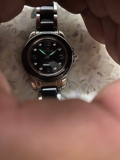 นาฬิกายี่ห้อ FOLLI  FOLLIE  ควอทซ์ เซรามิคสแตนเลส ของแท้มือสอง สายยาว 14 เซนติเมตร   900฿  รูปที่ 11