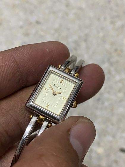นาฬิกายี่ห้อ PIERRE CARDIN ควอทซ์ กำไล แท้มือสอง สายยาว 14 เซนติเมตร 650฿ รูปที่ 2