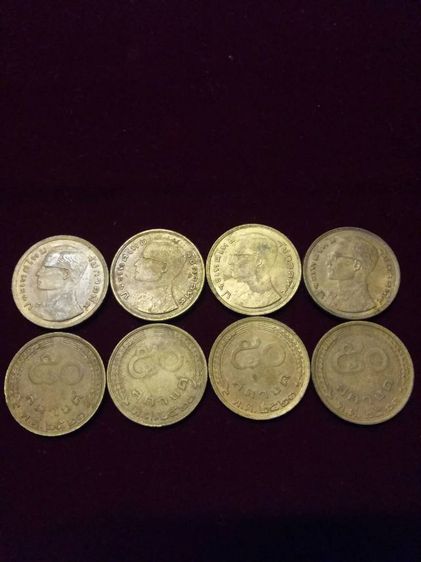 เหรียญกษาปณ์หมุนเวียน และเหรียญกษาปณ์ที่ระลึก ชนิดราคา 1 บาทรัชกาลที่9(15 วาระ) กรมธนารักษ์ กองเครื่องราชอิสริยยศและเหรียญกษาปณ์
สภาพสวย รูปที่ 13