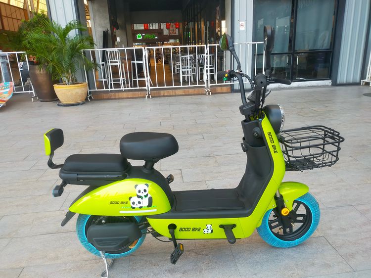 Good Bike ลายแพนด้า  ดีไซน์ทันสมัย สีสันสวยงาม แนวพาสเทล   •	มอเตอร์ 350 WATT •	แบตเตอรี่ 48V 12AH •	ระบบเกียร์ อัตโนมัติ 3 สปีด •	ความเร็ว  รูปที่ 5