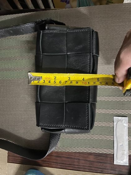 กระเป๋าคาดอกของBottega 💯📌📌 รูปที่ 9