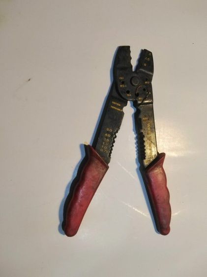 คีมปอกย้ำสายไฟขนาด210มม รูปที่ 3