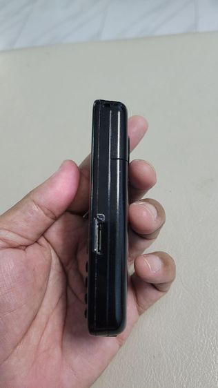 โทรศัพท์ i-mobile 313 MP3 phone ลักษณะเด่นประจำรุ่นโทรศัพท์มือถือ
- จอแสดงผลแบบ TFT LCD 65,536 สี ความละเอียด128 x 128 Pixels(กว้าง1.5 นิ้ว) รูปที่ 5