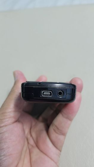 โทรศัพท์ i-mobile 313 MP3 phone ลักษณะเด่นประจำรุ่นโทรศัพท์มือถือ
- จอแสดงผลแบบ TFT LCD 65,536 สี ความละเอียด128 x 128 Pixels(กว้าง1.5 นิ้ว) รูปที่ 6