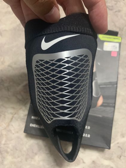 NIKE PRO รูปที่ 3