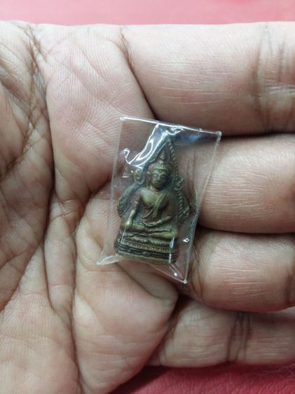 เหรียญพระพุทธชินราช พระอาจารย์อรุณ วัดนครป่าหมาก กทม. เนื้อทองแดงรมดำ ปี2512   
สภาพสวยเดิมๆผิวหิ้งแห้ง เจ้าของเก็บสะสมไว้อย่างดี รูปที่ 16
