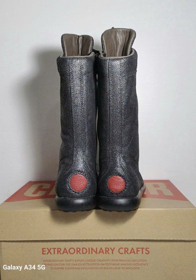 CAMPER Boots for Women or Kids 36EU(23.4cm) ของแท้ ใหม่มือ 1 ไม่ผ่านการใช้งานมาก่อน, รองเท้าบู้ท CAMPER หนังแท้ มีตำหนิ ไม่กระทบการใช้งาน รูปที่ 10