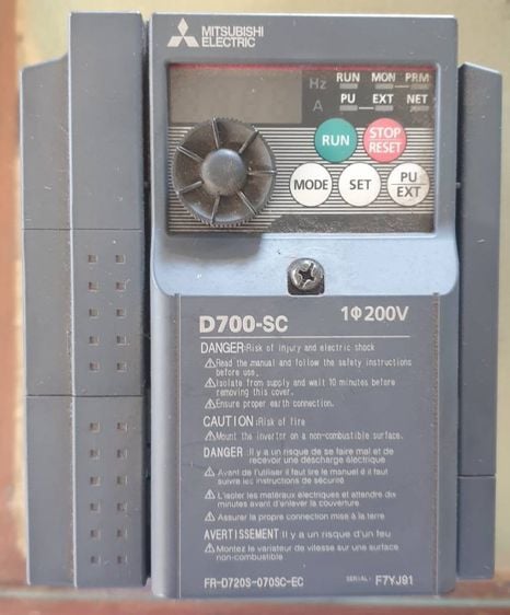 อื่นๆ MITSUBISHI Inveter FR-D720S 0.75kw.  Input 1Ph 200-240V Output 3Ph 200-240V