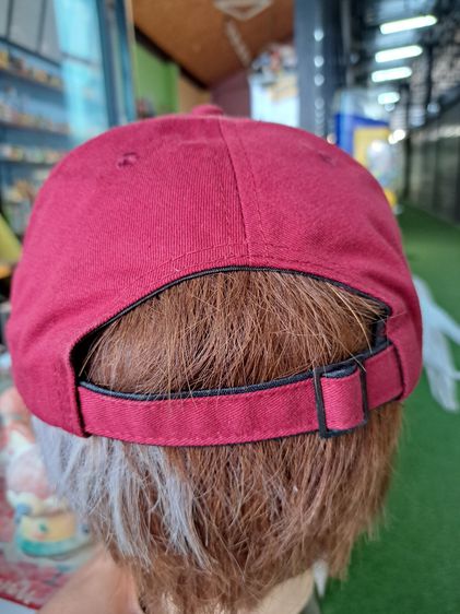 หมวกแก๊ปสีแดง ผ้าเนื้อดีระบายอากาศได้ดี งานปักลายสวย ของใหม่ รูปที่ 4
