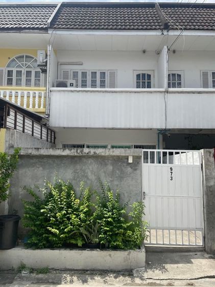 ให้เช่า ทาว์นเฮาส์ บางกะปิ