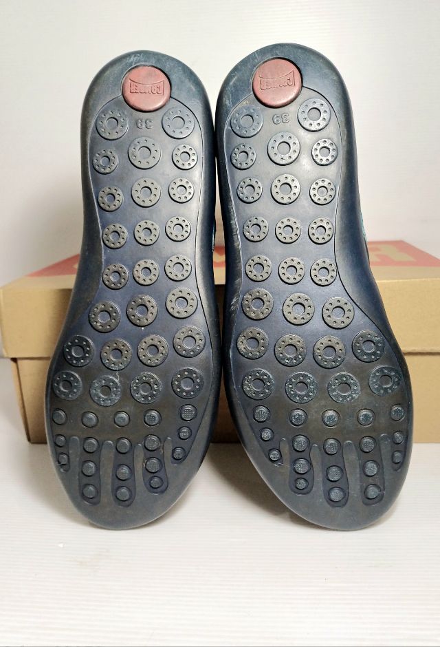 CAMPER Sneakers, Unisex 39EU(25.0cm) Original ของแท้ มือ 2 สภาพเยี่ยม, รองเท้า CAMPER หนังแท้ พื้นเต็ม Soft นุ่มพิเศษ ไม่มีตำหนิใดๆ สวยมาก รูปที่ 11