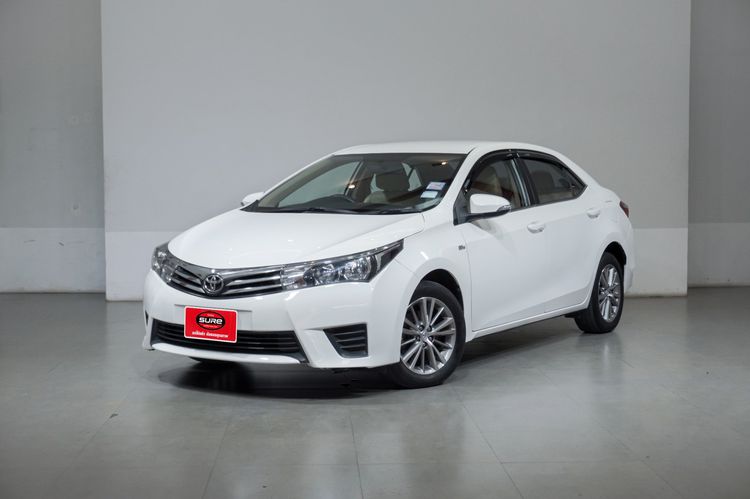 Toyota Altis 2015 1.6 E CNG Sedan เบนซิน LPG เกียร์อัตโนมัติ ขาว