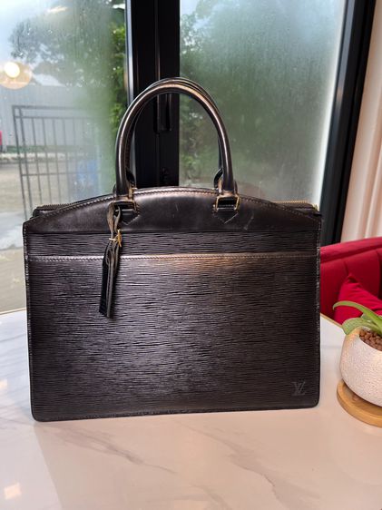 ส่งต่อกระเป๋า Louis Vuitton Black Epi Leather Riviera Top Handle รูปที่ 4