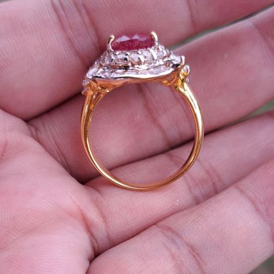 แหวนทับทิมแท้ พม่า เจียรนัยเหลี่ยมเพชร
ล้อมเพชรสวิสcz รูปที่ 11