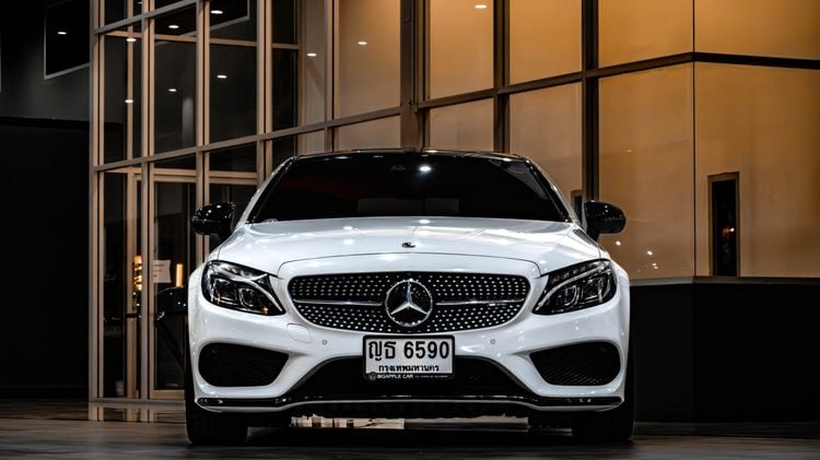Mercedes-Benz C-Class 2018 C43 Sedan เบนซิน ไม่ติดแก๊ส เกียร์อัตโนมัติ ขาว รูปที่ 2
