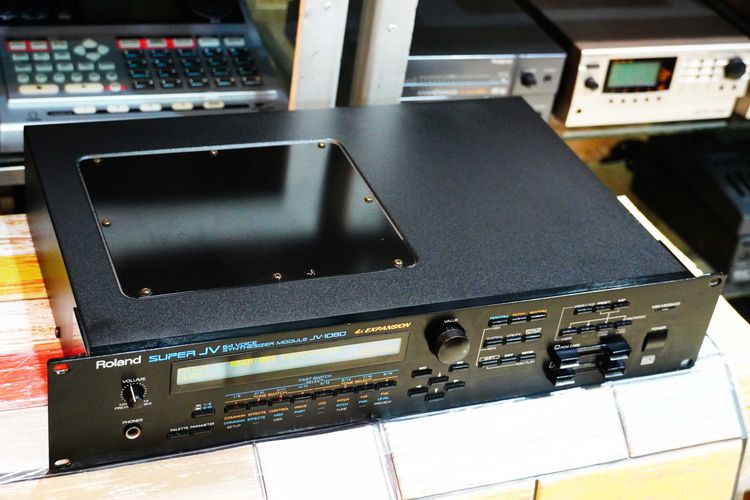 Roland SUPER JV JV-1080 (JAPAN) 64วอยส์โพลี่Synth คอมคาราโอเกะหรือใช้ซาวด์ทำเพลง ซาวด์เหมือนแสดงสดมาก ได้อีกฟีล ไม่เหมือนตระกูลSC รูปที่ 4