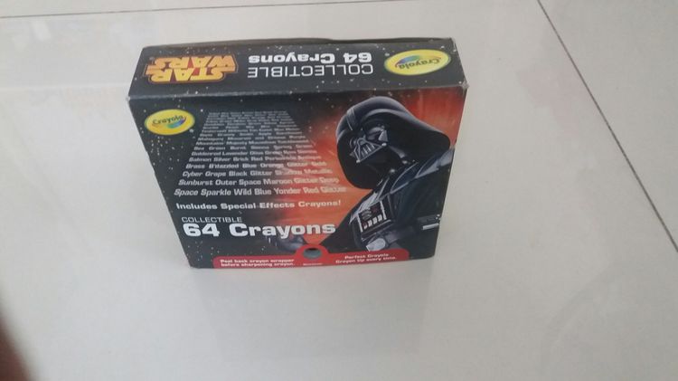 NEW CRAYOLA STAR WARS LIMITED EDITION 64ct CRAYONS DARTH VADER COLLECTIBLE DISNEY รูปที่ 3