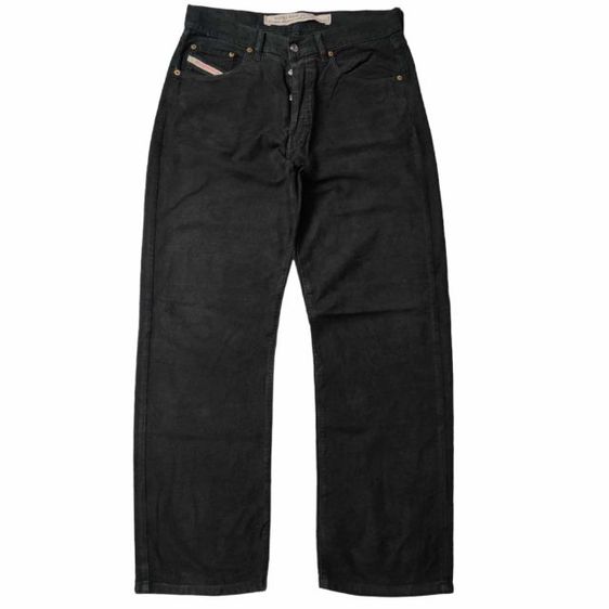Diesel basic jeans ผ้ายืด สีดำสนิท made in Italy กระดุม cotton 100 แบบนิ่มๆ
 Size วัดจริง 32-33ยาว42 ปลายขา8.5
-ไม่มี ตำหนิ 
☞ 980  ฿
👉 รูปที่ 2