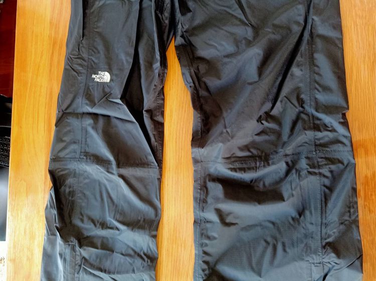 ขายเกงเกงกันนำ้ผู้หญิง North Face สีดำ มือ2 เอว M-L สภาพดี รูปที่ 4