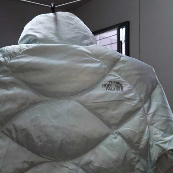 The North Face 550 Down Puffer Jacket - White - Women - Size S รูปที่ 13