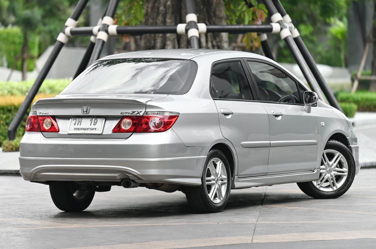 Honda City 2005 1.5 ZX SV VTEC Sedan เบนซิน ไม่ติดแก๊ส เกียร์อัตโนมัติ บรอนซ์เงิน รูปที่ 4
