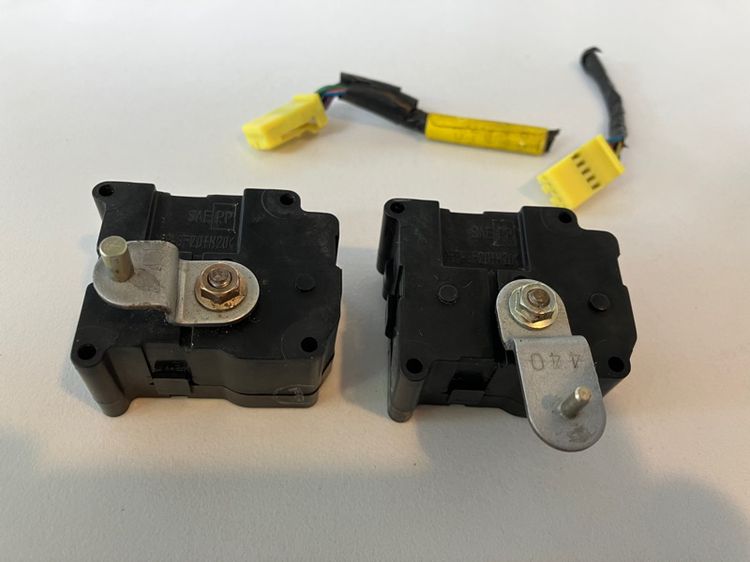 อะไหล่ Airflow X308 Jaguar XJ8 XJR XKR V8 4.0 Supercharge Airmass sensor Blend Door Actuator 1974000130 , 0637005421 0637005431 รูปที่ 16