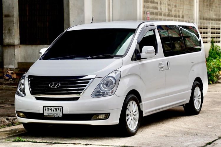 Hyundai Grand Starex 2011 2.5 VIP Utility-car ดีเซล ไม่ติดแก๊ส เกียร์อัตโนมัติ ขาว