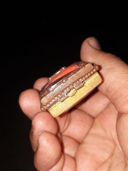 กรอบพระ 2 หน้า ยกซุ้ม เนื้อทองเหลือง สำหรับใส่สมเด็จ ขนาดมาตราฐาน แบบโบราณ งานเก่า อายุเป็น 10 ปี รูปที่ 4