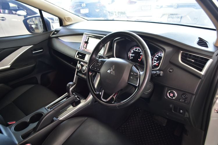 Mitsubishi Xpander 2019 1.5 GT Utility-car เบนซิน ไม่ติดแก๊ส เกียร์อัตโนมัติ บรอนซ์เงิน รูปที่ 2