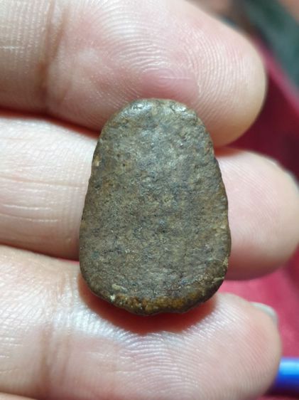 พระพิมพ์เล็บมือ เนื้อผงน้ำมัน หลวงพ่อชื่น วัดท่าพูด จ.นครปฐม

หายากแล้ว เก่าได้อายุ เนื้อจัดจ้าน รูปที่ 2