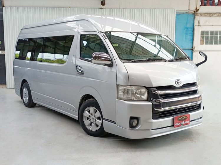 Toyota Commuter 2015 3.0 Van ดีเซล เกียร์ธรรมดา เทา รูปที่ 3