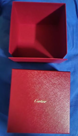 กล่องนอก  พร้อมถุง  Cartier แท้ รูปที่ 3