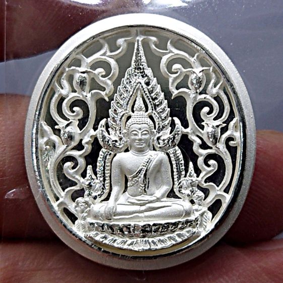 พระพุทธชินราช (เหรียญทรงรี) เนื้อเงินขัดเงา พ่นทราย กรมตำรวจรุ่นแรก รุ่น “ประวัติศาสตร์” พร่อมกล่องเดิม รูปที่ 3