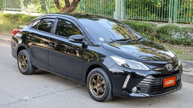 Toyota Vios 2020 1.5 Mid Sedan เบนซิน ไม่ติดแก๊ส เกียร์อัตโนมัติ ดำ