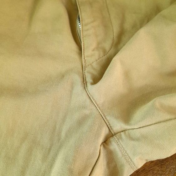 Ted Lapidus
cavas khaki
pants
🔵🔵🔵
เอว 33-34 รูปที่ 10
