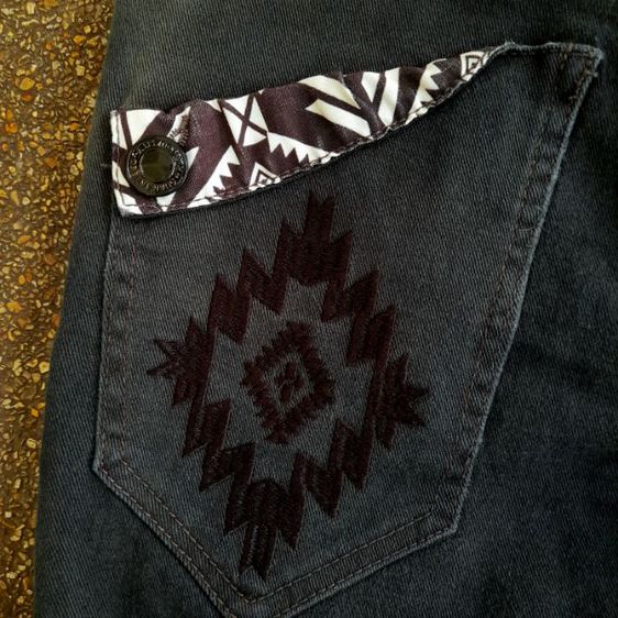 High Quality Guaranteed
Navajo slim jeans
🔴🔴🔴เอว 32 รูปที่ 8