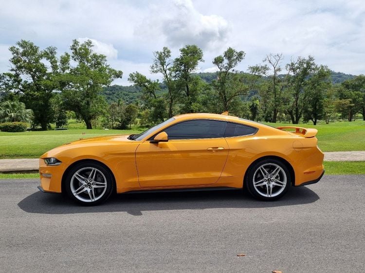 รถ Ford Mustang 2.3 Ecoboost สี ส้ม