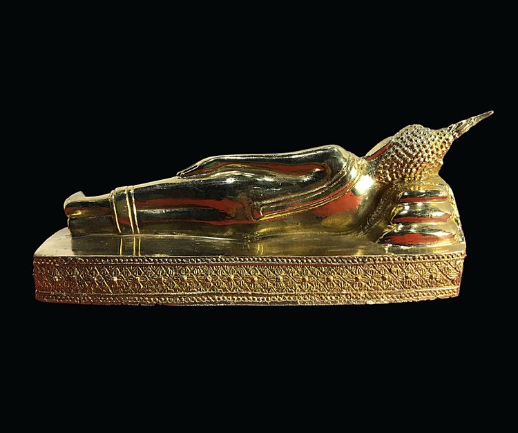 พระบูชา พระพุทธปางไสยาสน์ พระประจำวันอังงคาร เนื้อทองเหลื่องปัดเงา รูปที่ 8