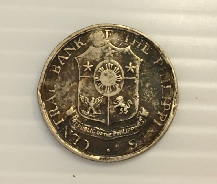 เหรียญ 25 ซองตาโว ประเทศฟิลิปปินส์ ปีค.ศ.1966 และ เหรียญ 2 มาร์ก ประเทศเยอรมัน ปีค.ศ.1981 รูปที่ 5
