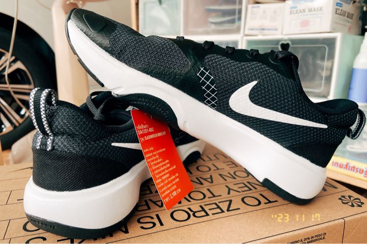 Nike Women's City Rep TR Training Shoes - Black  รูปที่ 7