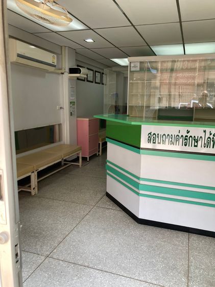 ไม่ใช่ 🏢 เซ้ง หรือ ให้เช่าตึก 3 ชั้นครึ่ง (คลินิกคุณหมอพร้อมเฟอร์) ใจกลางพิษณุโลก รูปที่ 3