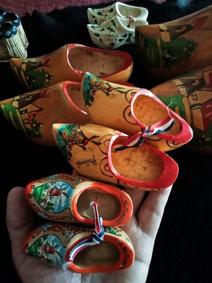 ฮอลแลนด์..รองเท้าไม้เขียนสีhandmadeงานเซอร์วีเนียร์ของที่ระลึกนำเข้าจากประเทศฮอลแลนด์ขายเหมาทั้งหมด 1,250 บาท รูปที่ 5