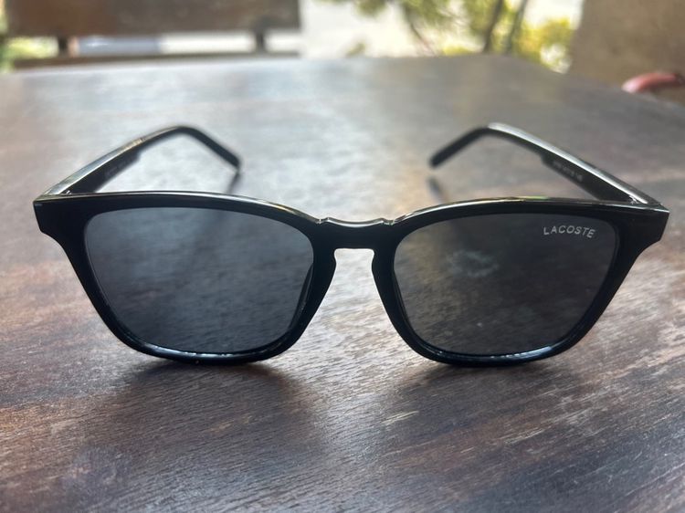 Lacoste black sunglasses. รูปที่ 2
