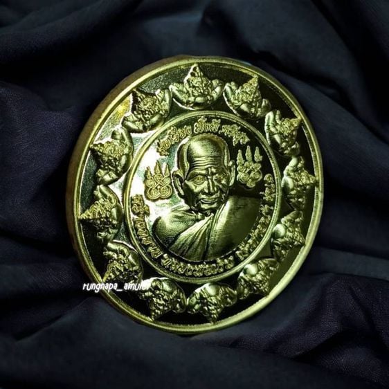 ♻️หลวงพ่อเงิน เหรียญกลม พิมพ์ใหญ่♻️
เนื้อทองฝาบาตร 
 หนึ่งในชุดกองบุญ
