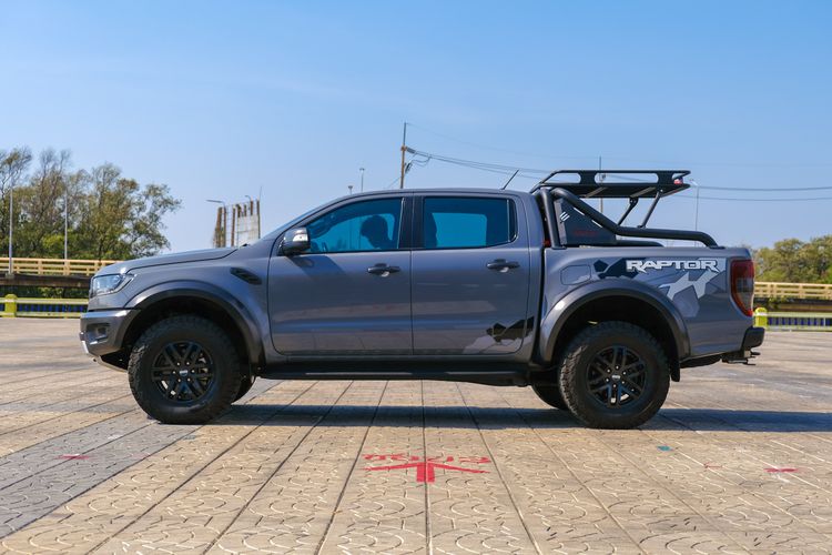 Ford Ranger 2018 2.0 Raptor 4WD Pickup ดีเซล ไม่ติดแก๊ส เกียร์อัตโนมัติ เทา รูปที่ 2