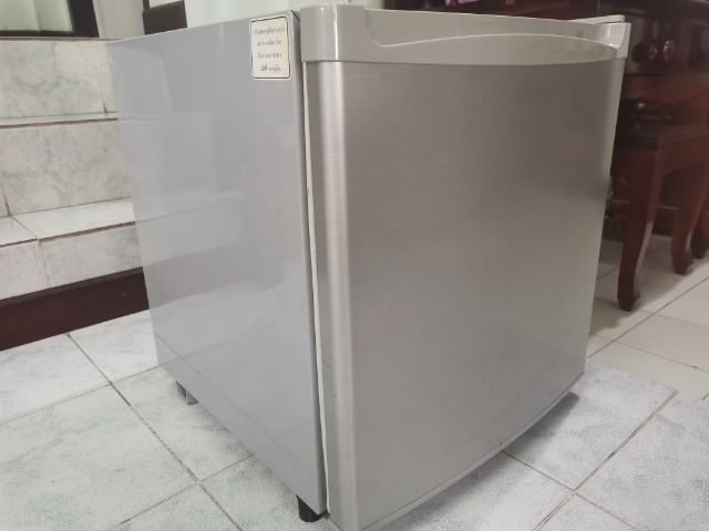 ตู้เย็น HITACHI R-20NP 1.7 คิว รูปที่ 3