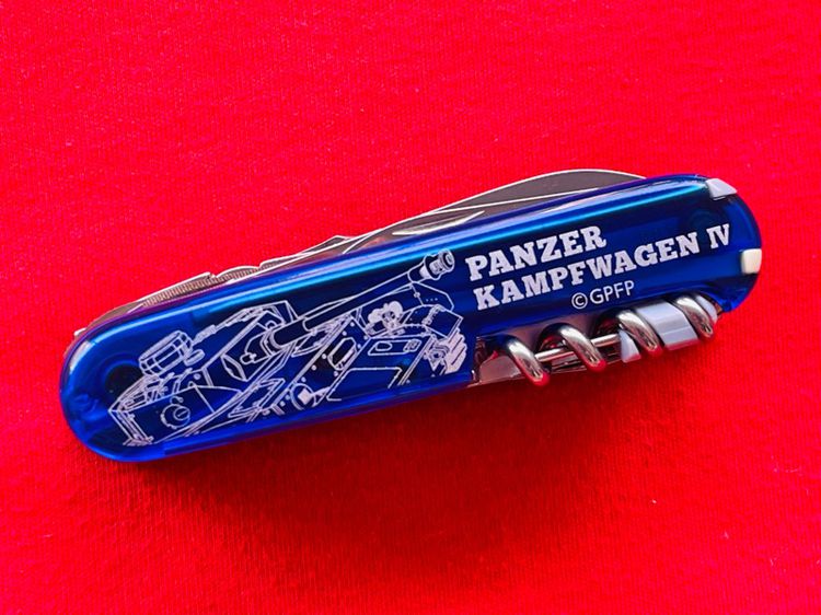 Victorinox Swiss Army Swiss Champ Limited Edition Silvertech Pocket Knife รูปที่ 4